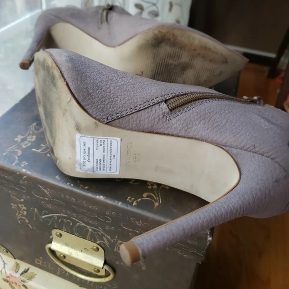 Steve Madden Womens Suede Pointed Toe Ankle Boots, Size 7.5 Beige light brown - Picture 5 of 7